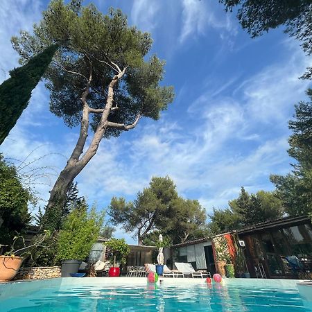 Inn 4 Bears Nîmes Kültér fotó