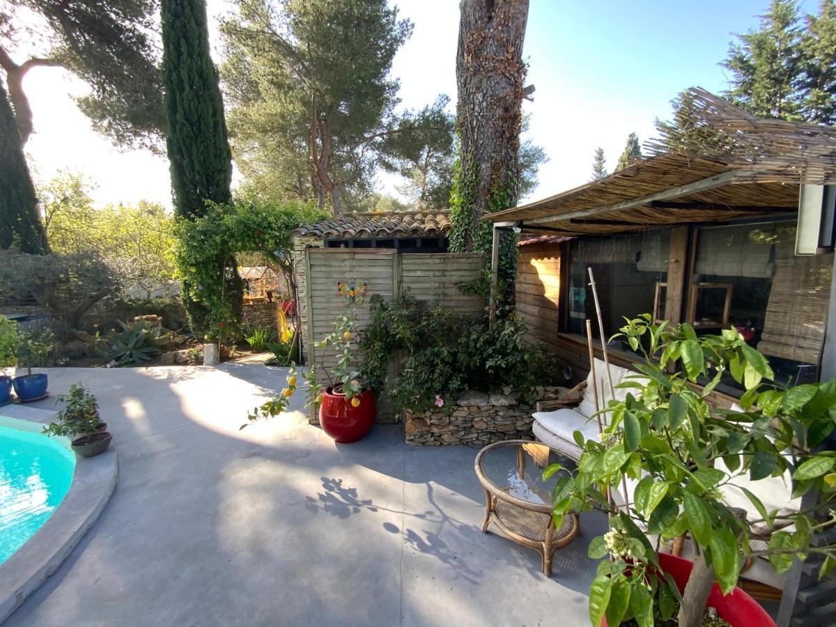 Inn 4 Bears Nîmes Kültér fotó
