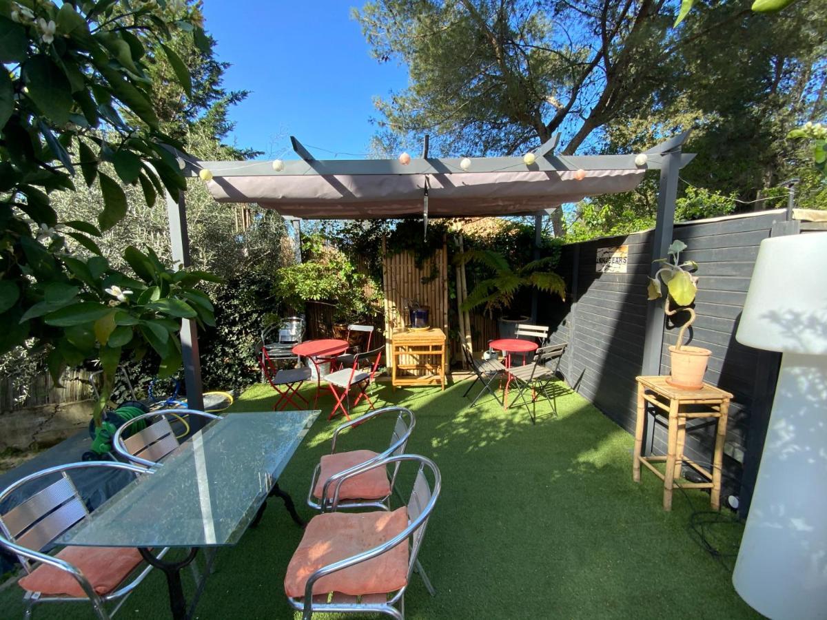 Inn 4 Bears Nîmes Kültér fotó