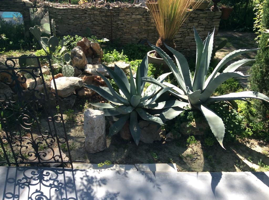 Inn 4 Bears Nîmes Kültér fotó