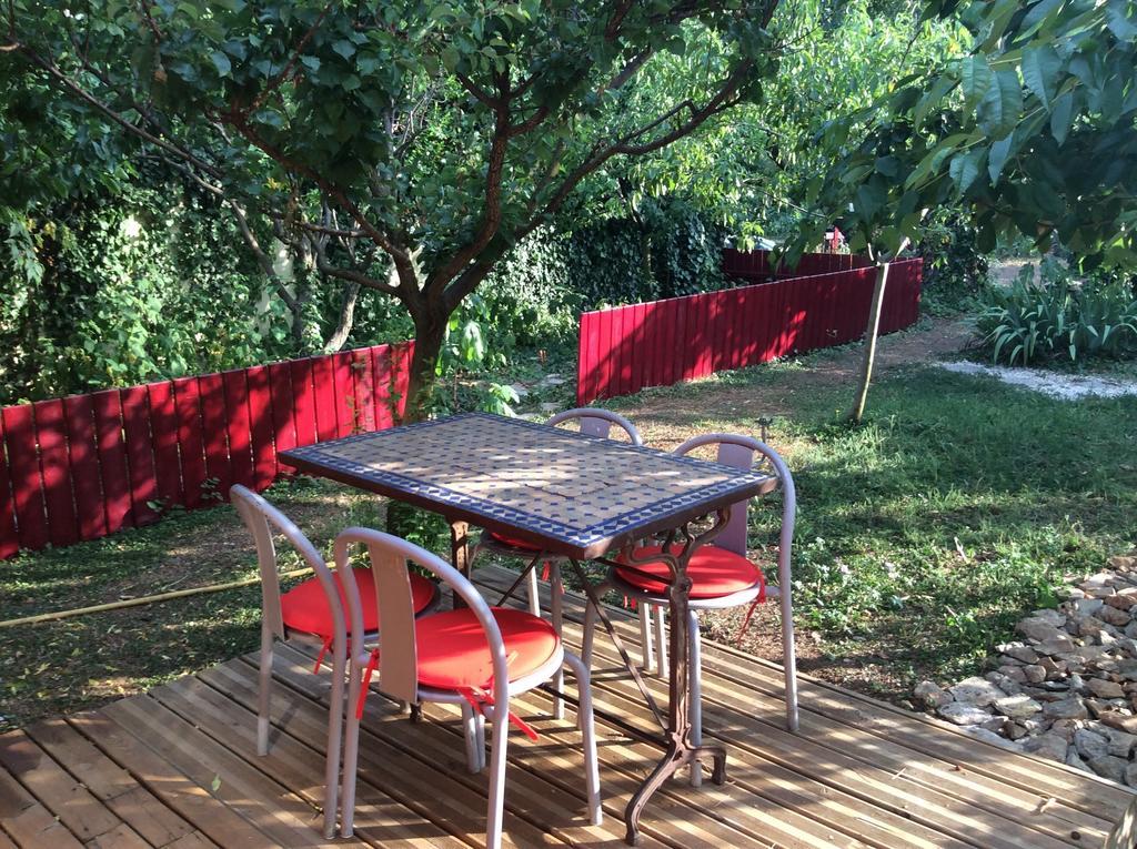 Inn 4 Bears Nîmes Szoba fotó