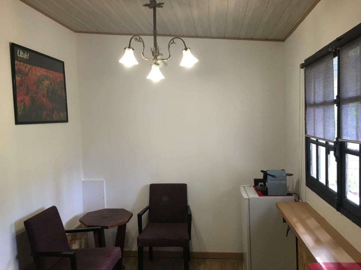 Inn 4 Bears Nîmes Kültér fotó