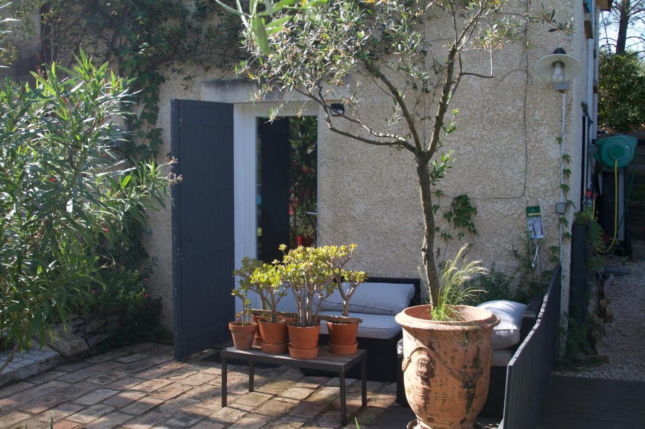 Inn 4 Bears Nîmes Kültér fotó